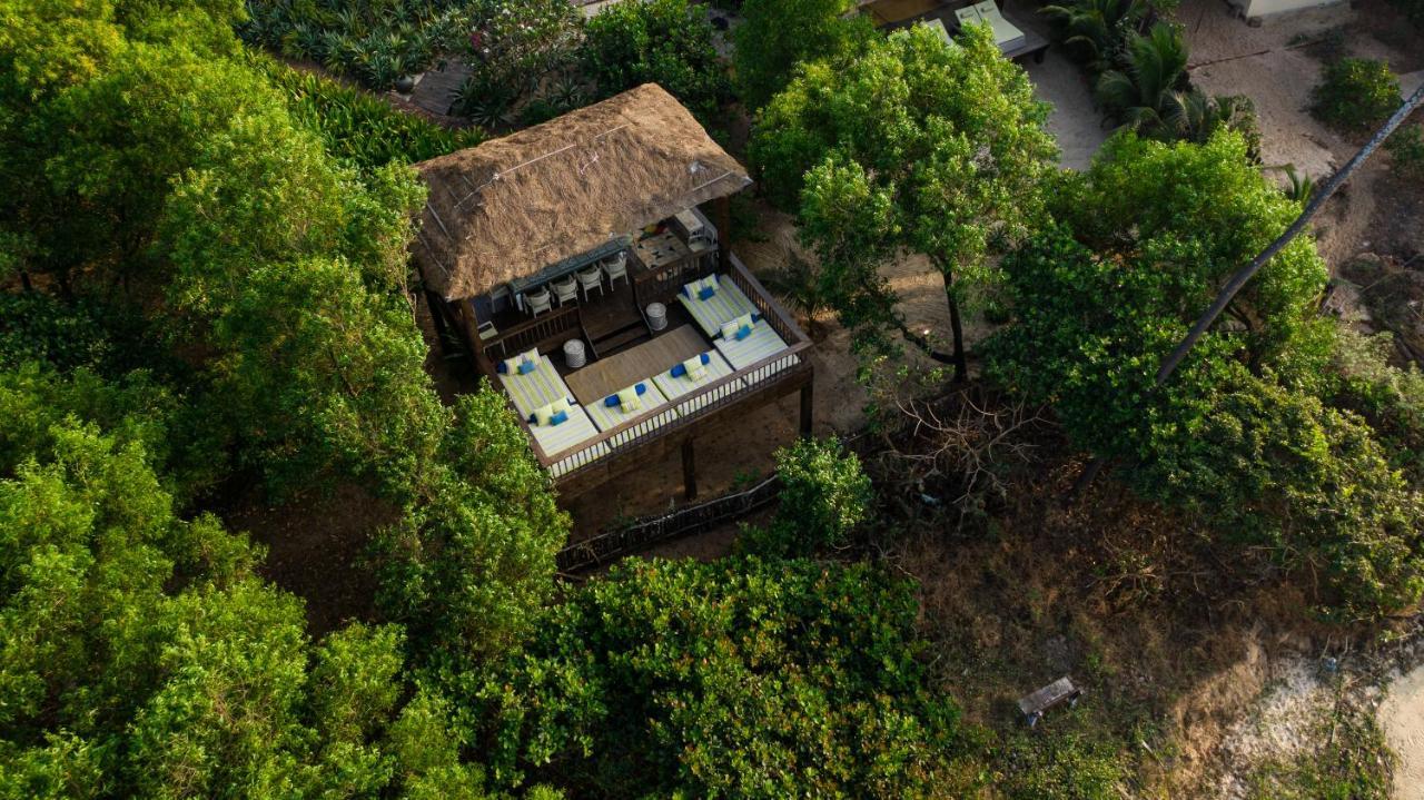 Saffronstays Stella Maris - Luxury Beach Front Villa Near Redi Beach Querim Exterior photo