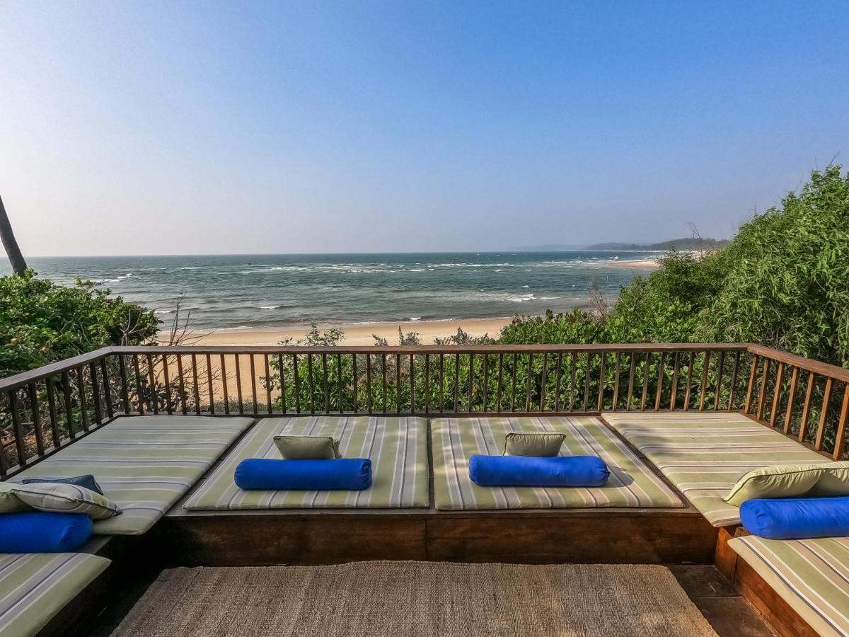 Saffronstays Stella Maris - Luxury Beach Front Villa Near Redi Beach Querim Exterior photo
