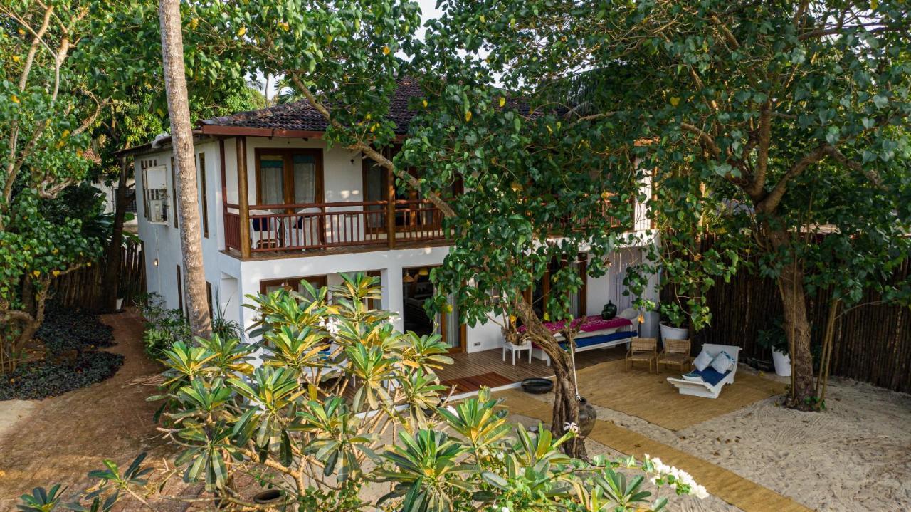Saffronstays Stella Maris - Luxury Beach Front Villa Near Redi Beach Querim Exterior photo