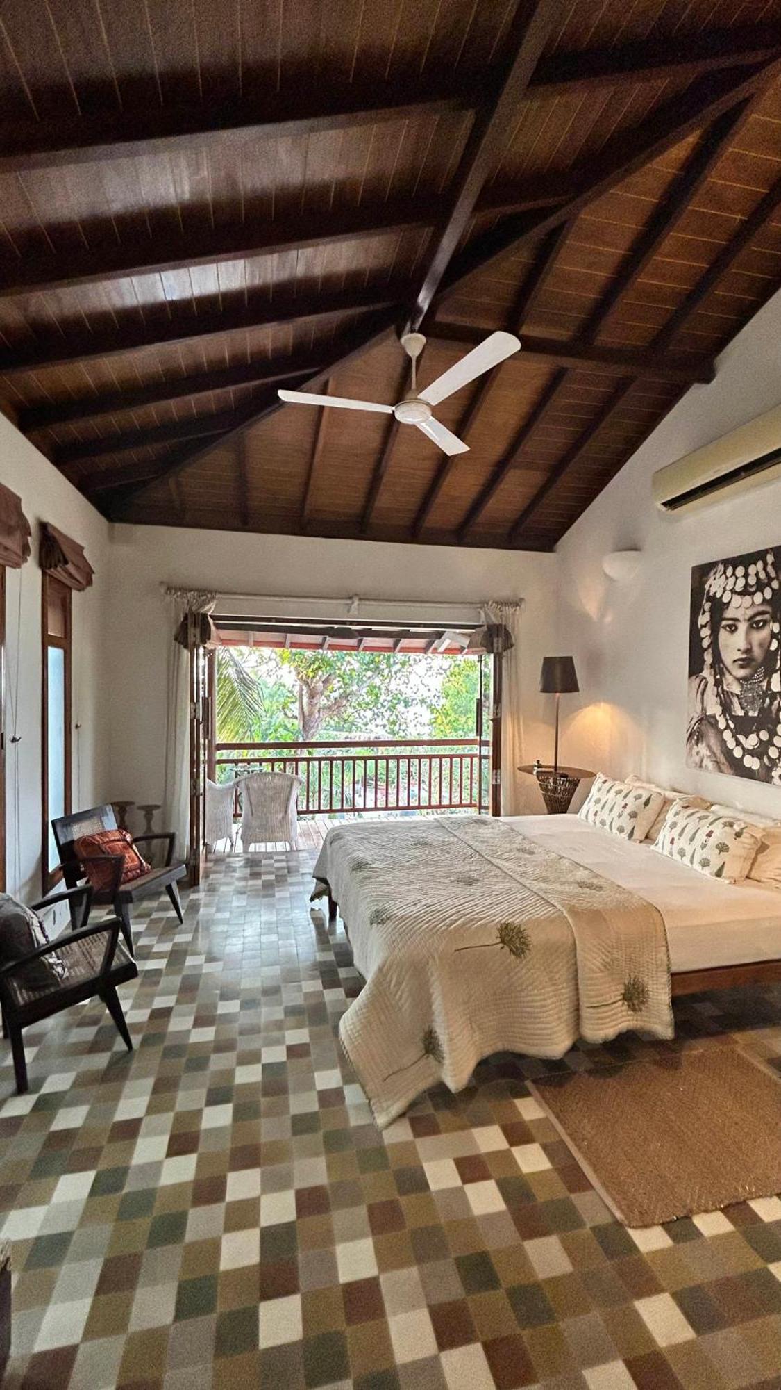 Saffronstays Stella Maris - Luxury Beach Front Villa Near Redi Beach Querim Exterior photo